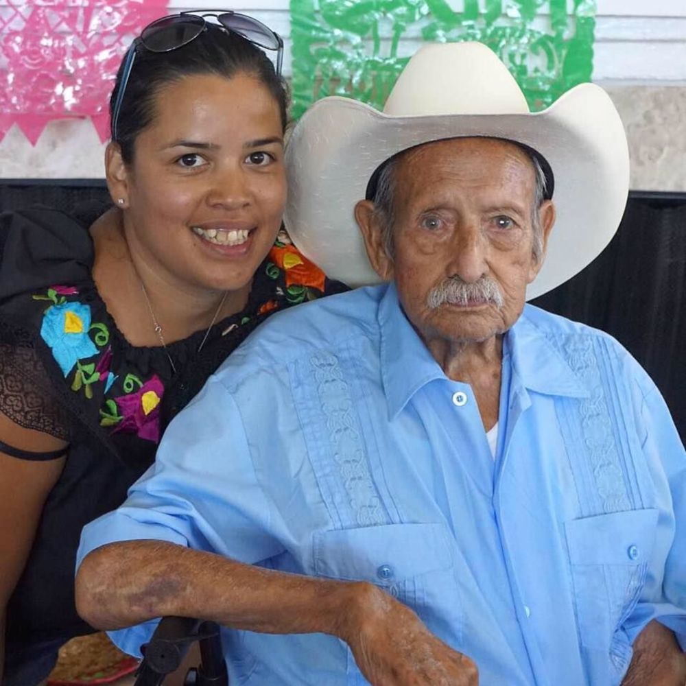 Meet your Posher, Monique